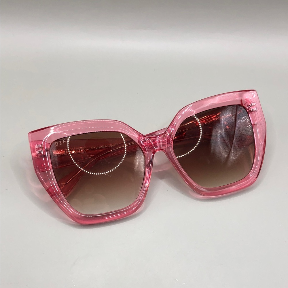 Diff Blaire sunglasses in candy pink crystal brown gradient sunglasses cat eye - Picture 5 of 13